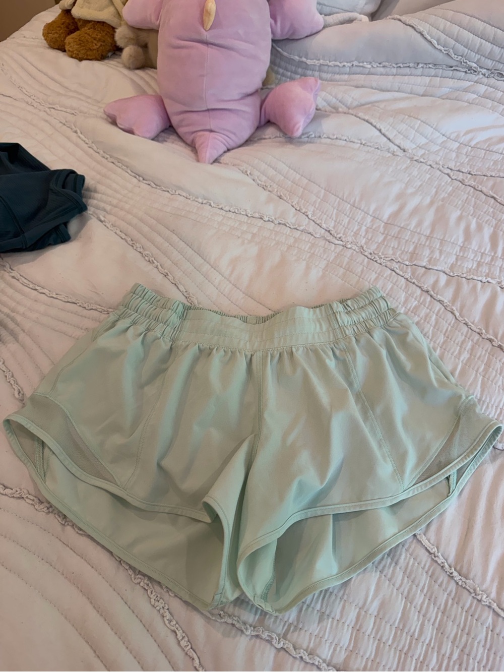 Lululemon Hotty Hot Low-Rise Lined Short 2.5”